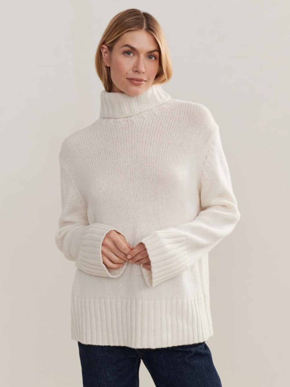 NWT Jenni Kayne Cashmere Jet Turtleneck Sweater Sugar XS-Small Oversized - Picture 5 of 10
